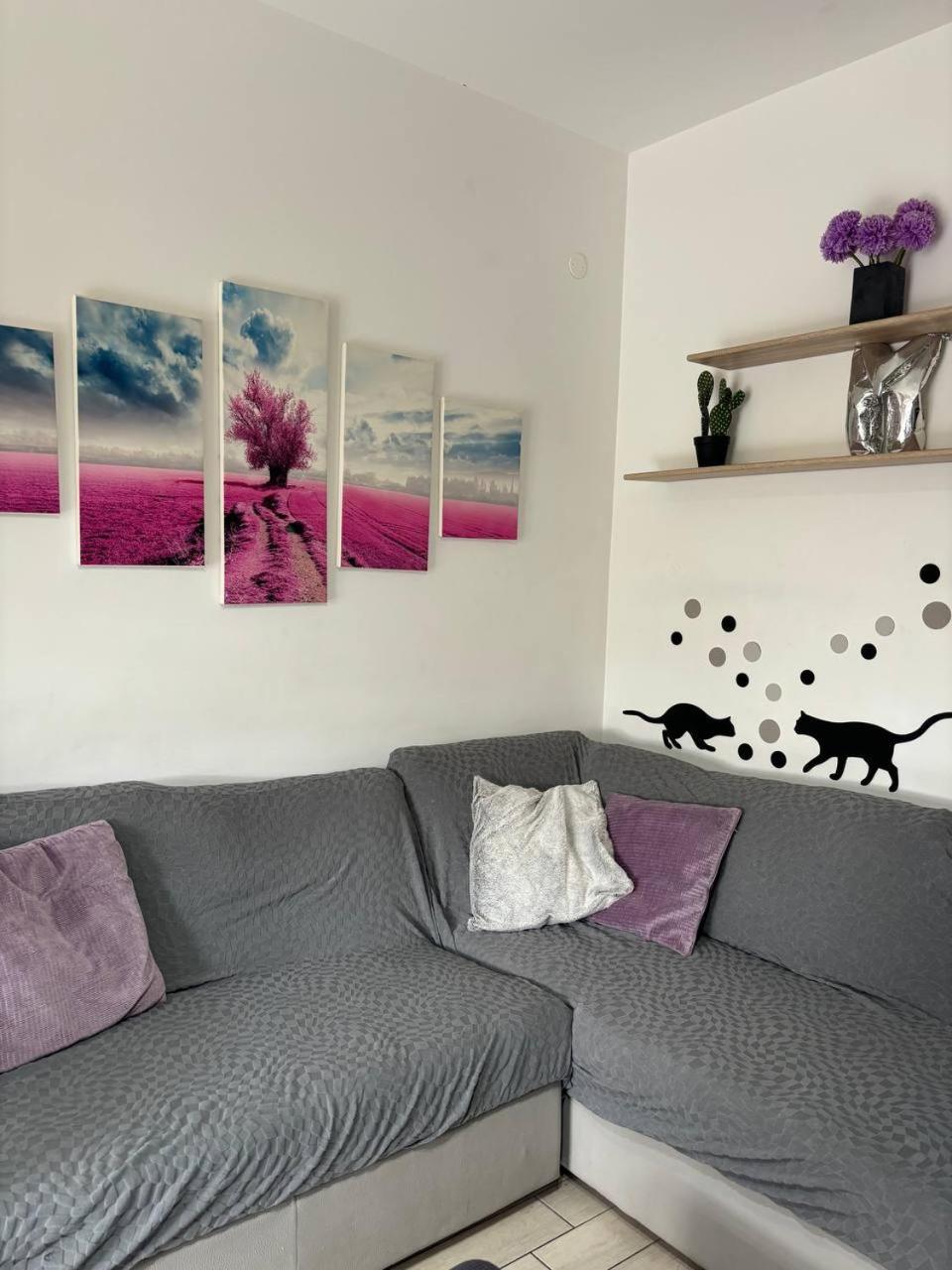 Appartamento Pomezia Centro Esterno foto